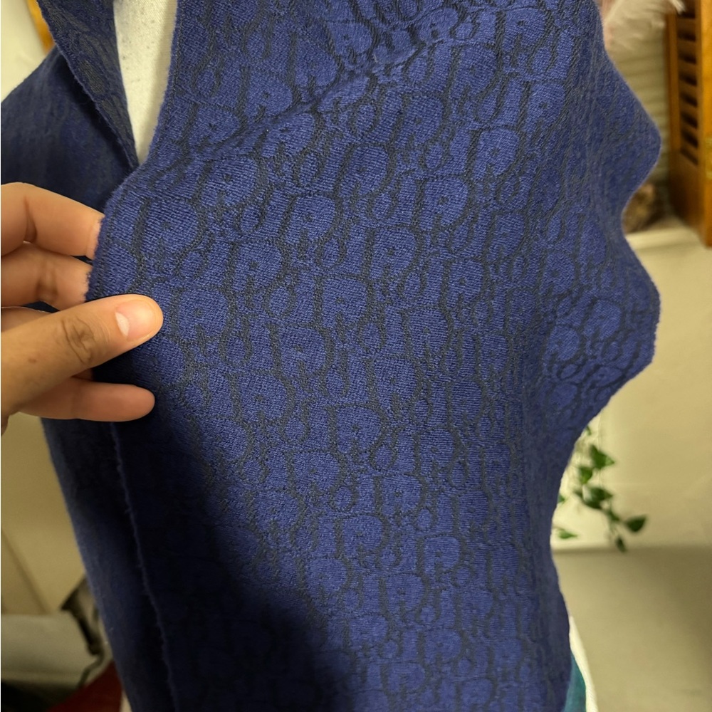 Christian Dior Blue and Teal Scarf - Picture 4 of 4